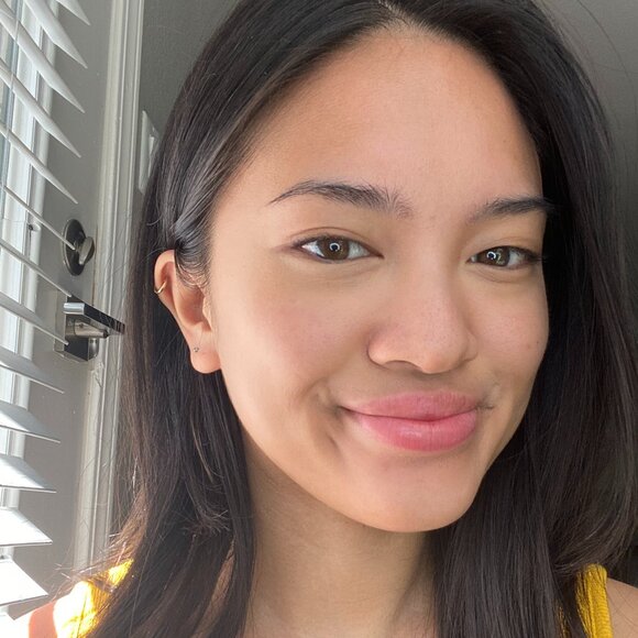 Meet your Posher, Stefanie - Picture 1 of 1